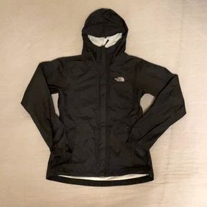 NorthFace Women’s HyVent 2.5L Rain Jacket